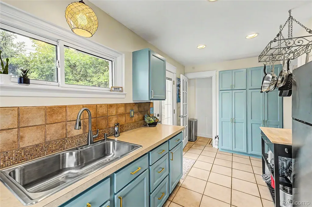 30 Beebe Street Lake Orion Village MI 48362