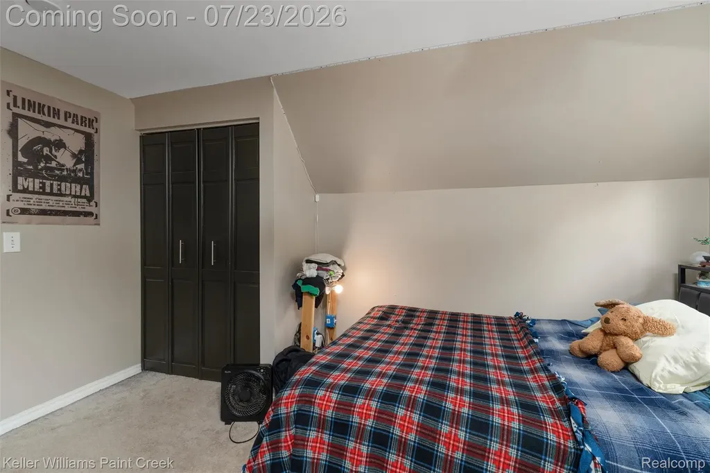 2611 Quail Run Street Oakland Charter Township MI 48306