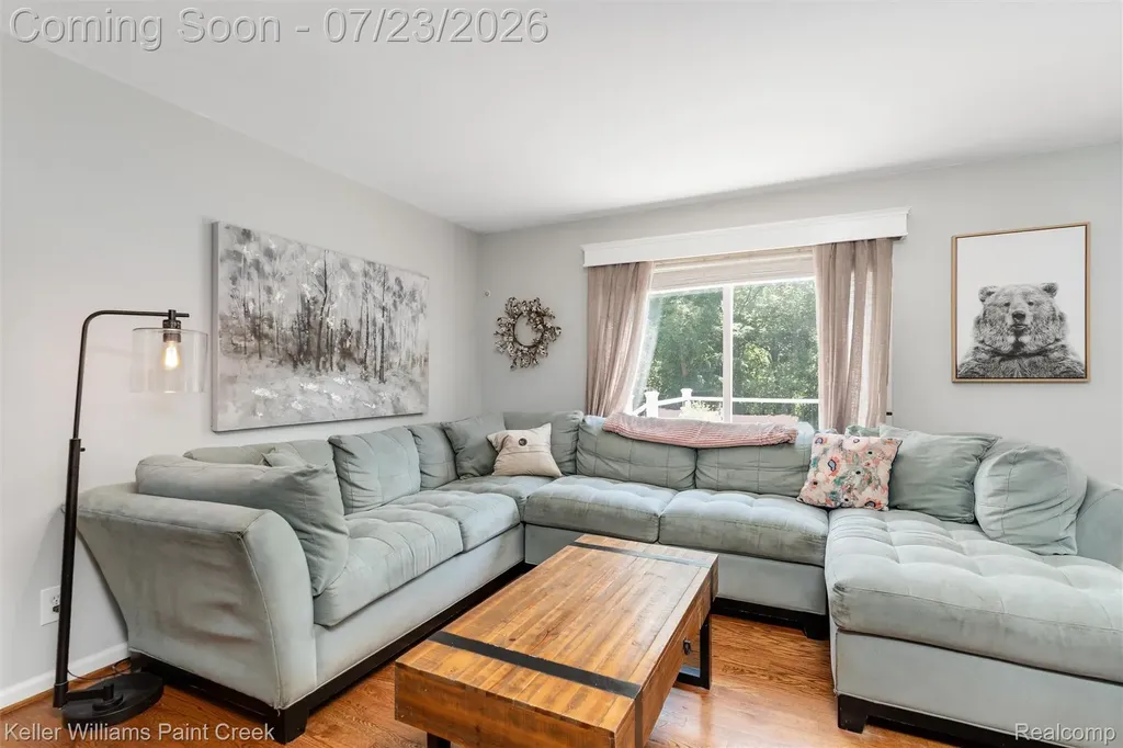 2611 Quail Run Street Oakland Charter Township MI 48306