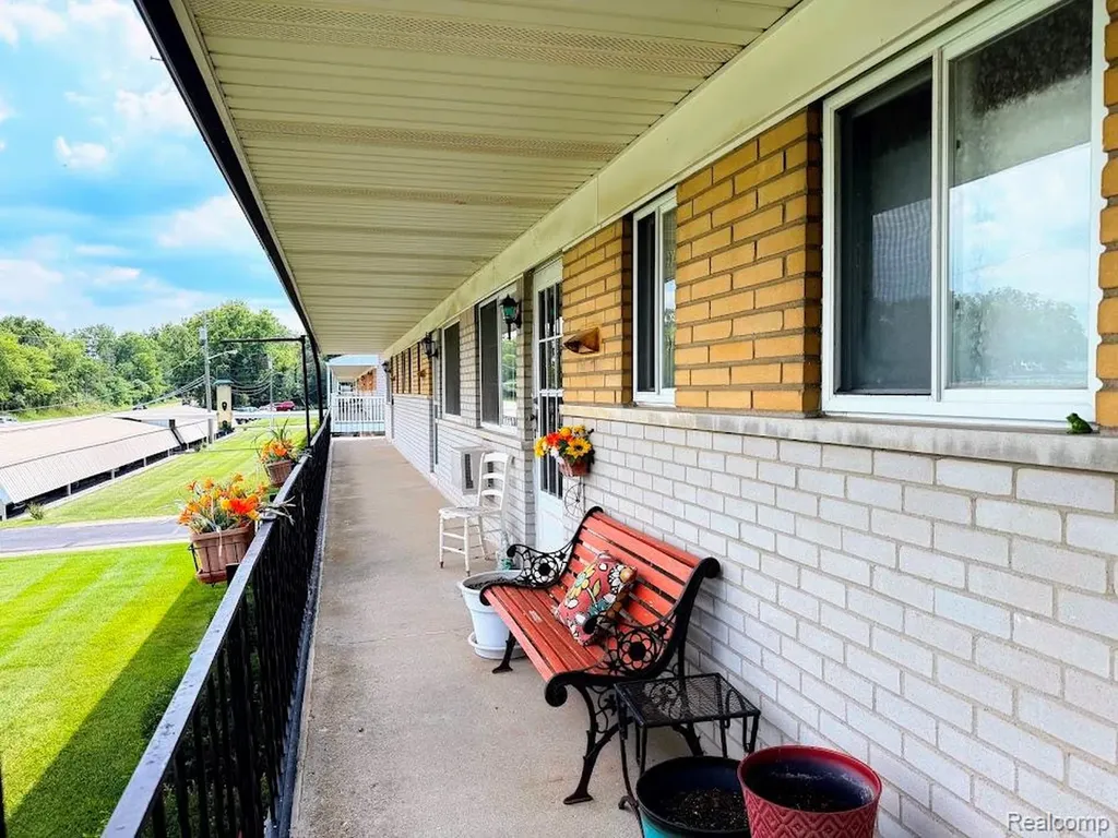 26965 Milford Road Lyon Charter Township MI 48178