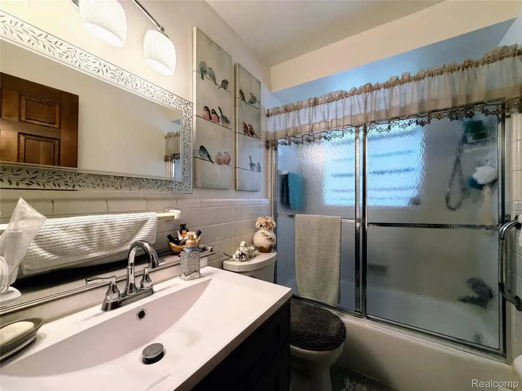 26965 Milford Road Lyon Charter Township MI 48178