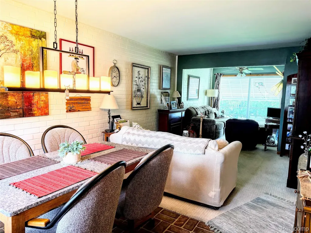 26965 Milford Road Lyon Charter Township MI 48178