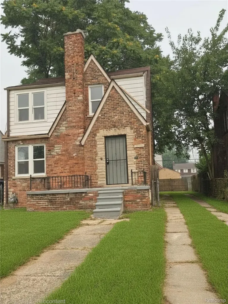 15008 Strathmoor Street Detroit City MI 48227