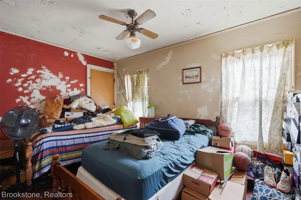 18939 Santa Barbara Drive Detroit City MI 48221