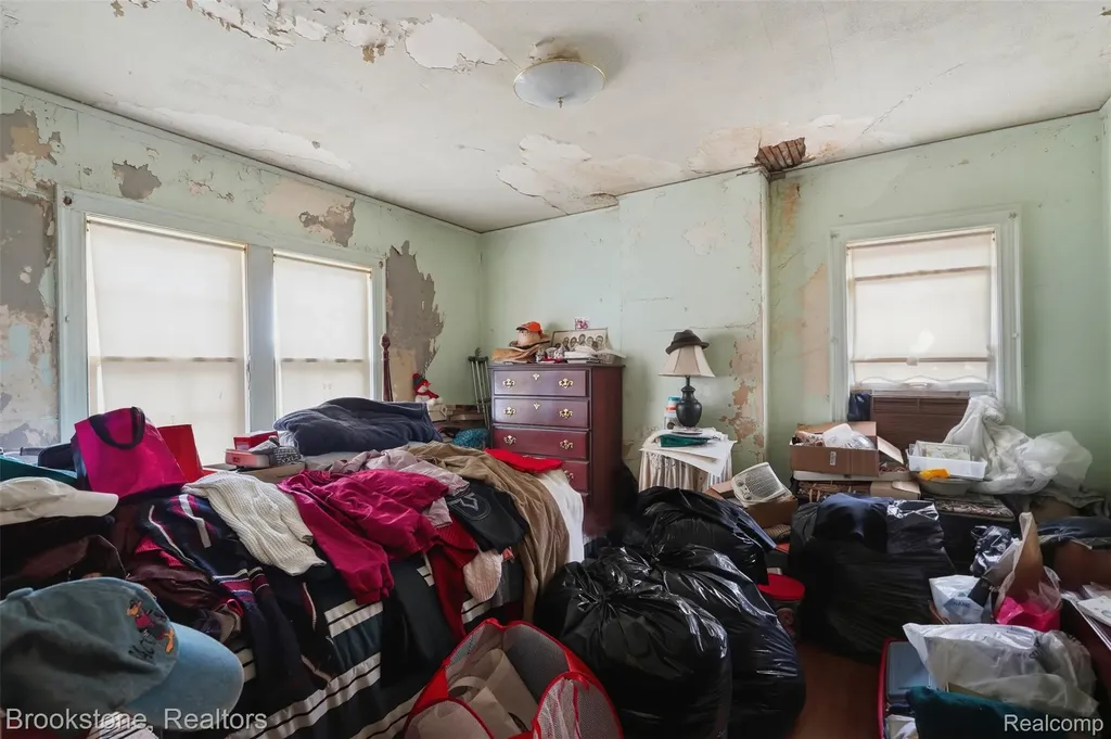 18939 Santa Barbara Drive Detroit City MI 48221