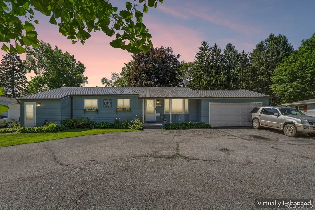 235 Airport Drive Holly Village MI 48442