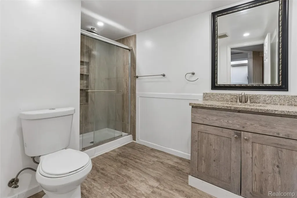235 Airport Drive Holly Village MI 48442