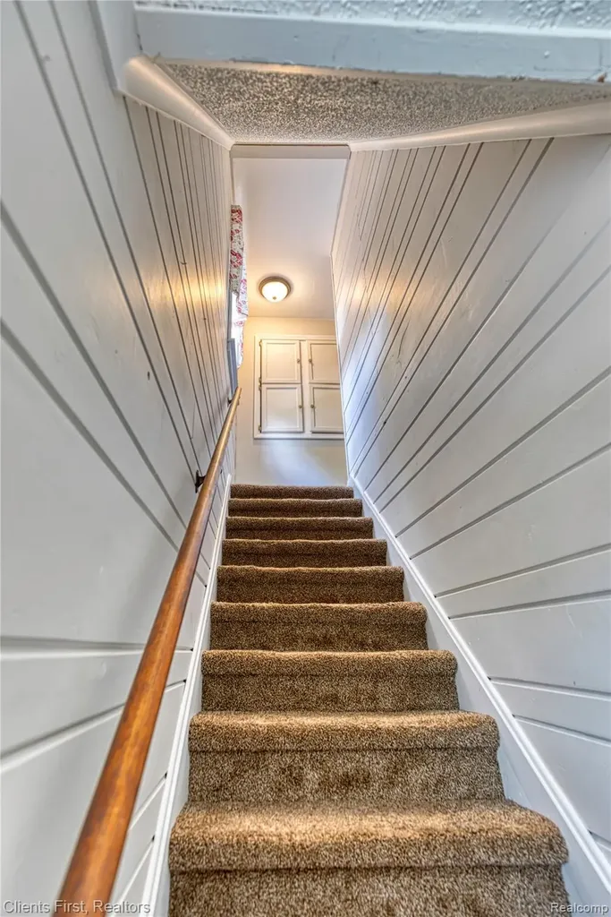 4258 Seeden Street Waterford Charter Township MI 48329