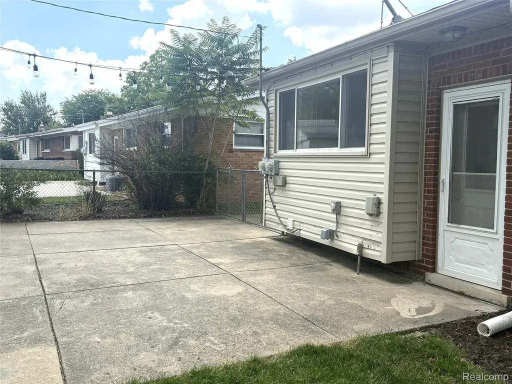3511 Bridge Street Trenton City MI 48183