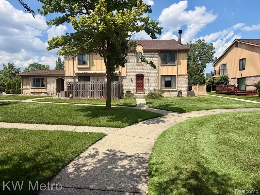 41694 Bedford Wayne City MI 48187