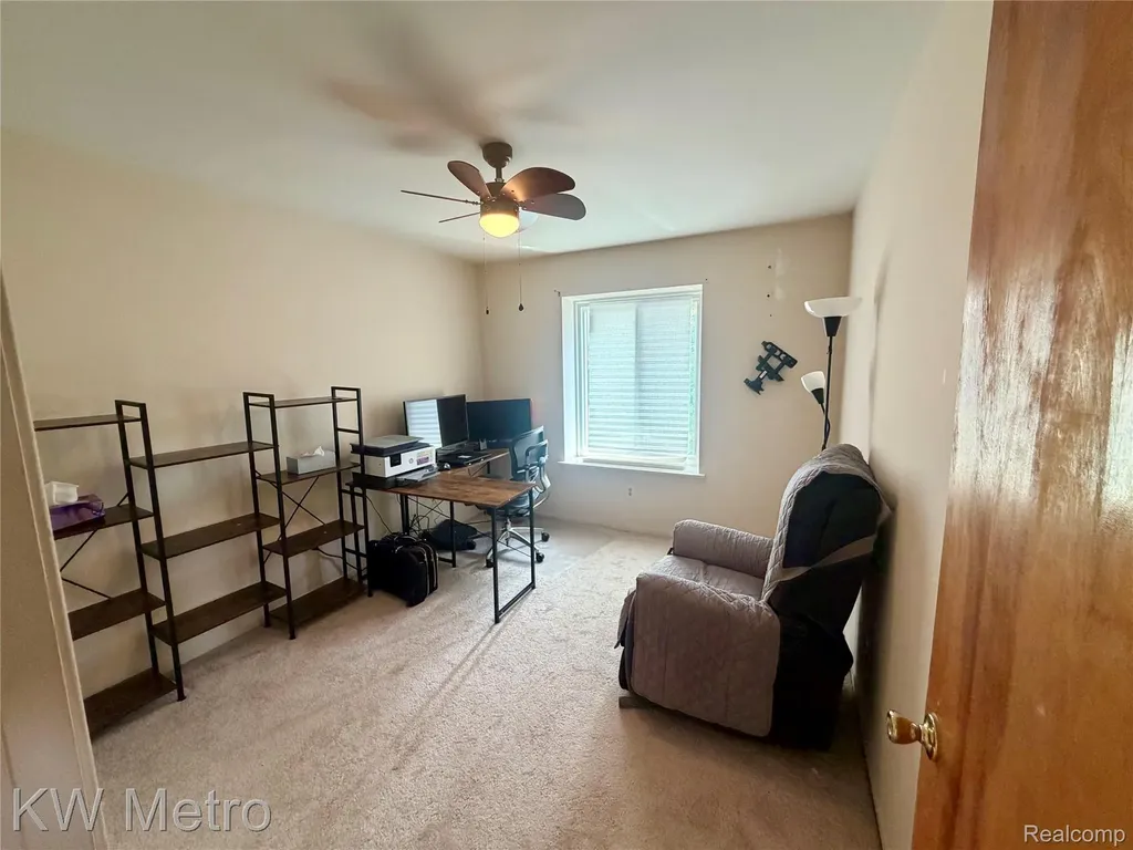 41694 Bedford Wayne City MI 48187