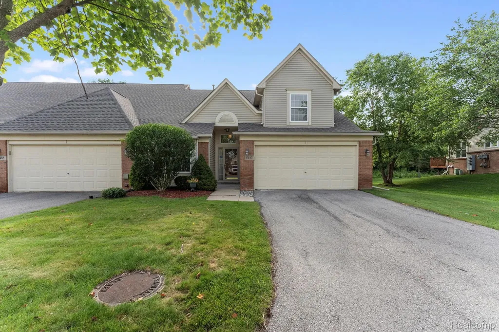5487 Greenway Drive Trenton City MI 48183