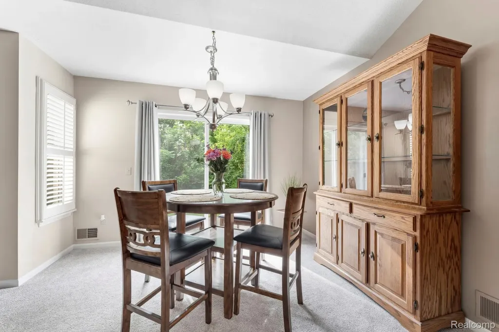 5487 Greenway Drive Trenton City MI 48183