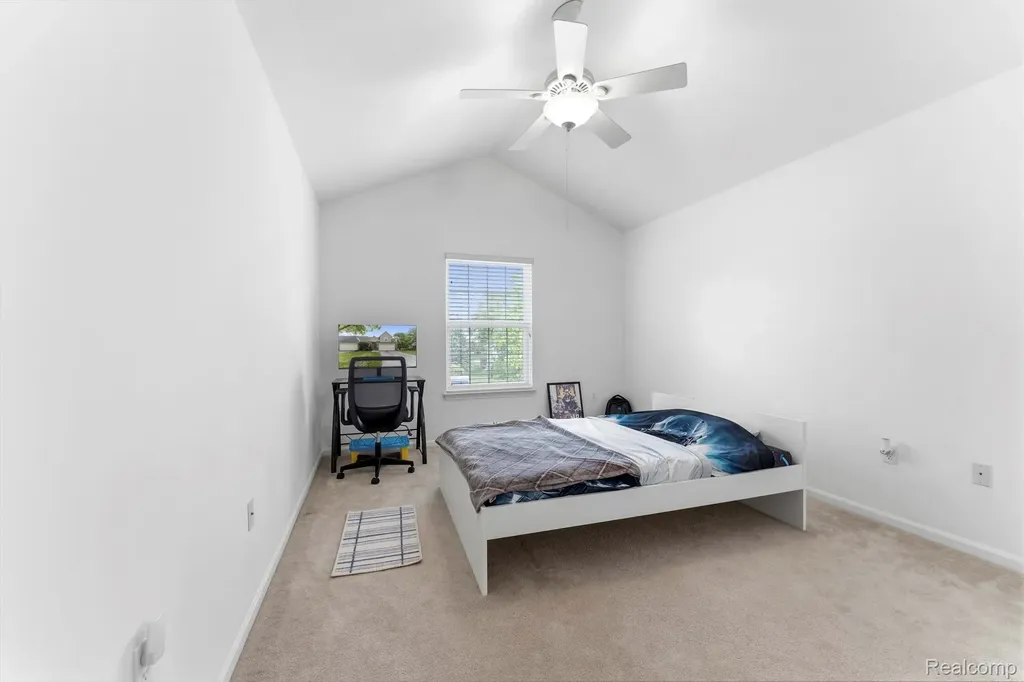 5487 Greenway Drive Trenton City MI 48183