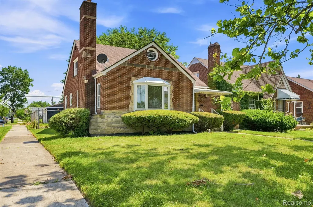 10346 Lakepointe Street Detroit City MI 48224