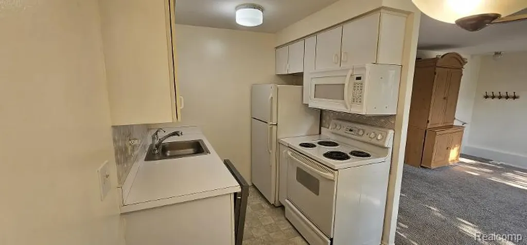 108 Princeton Drive Northfield Township MI 48178