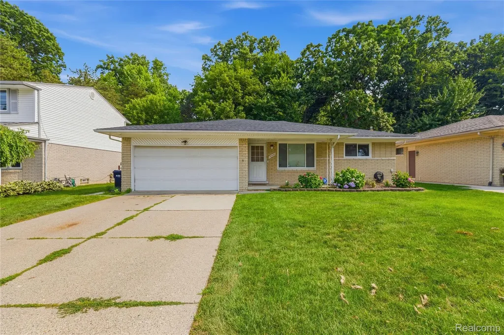 14630 Rice Drive Sterling Heights City MI 48313