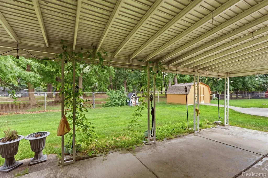14630 Rice Drive Sterling Heights City MI 48313