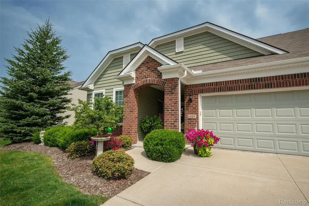 6397 Prairie Dunes Drive Grand Blanc Charter Township MI 48439