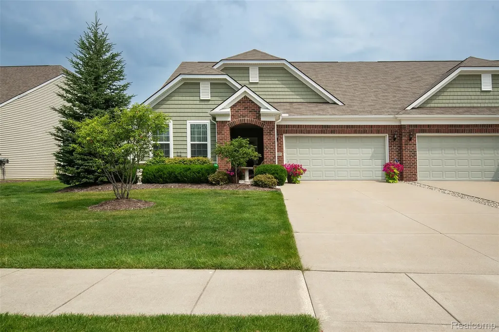 6397 Prairie Dunes Drive Grand Blanc Charter Township MI 48439