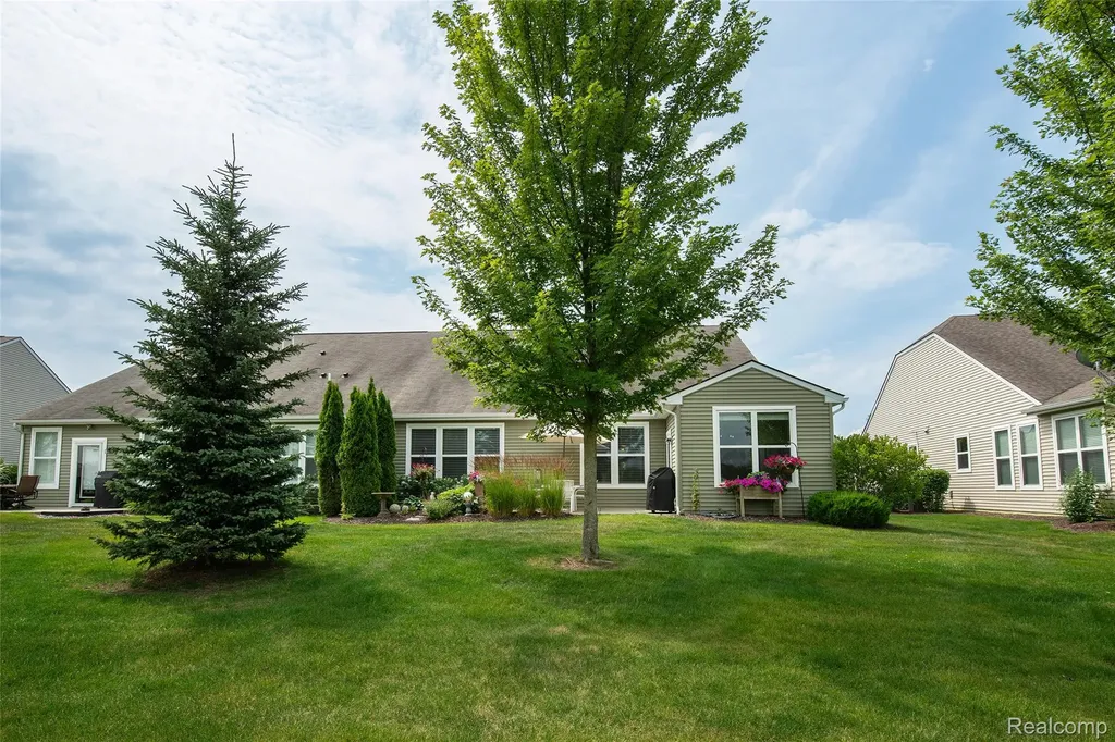 6397 Prairie Dunes Drive Grand Blanc Charter Township MI 48439