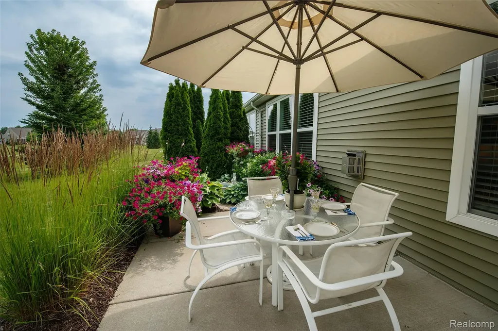6397 Prairie Dunes Drive Grand Blanc Charter Township MI 48439