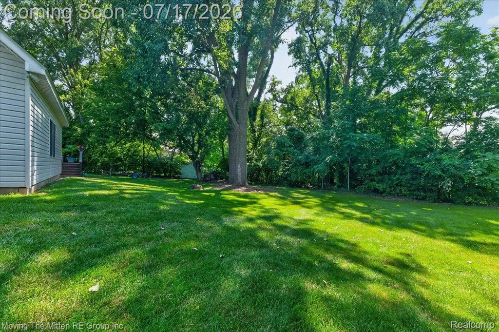 40162 Alden Road Van Buren Charter Township MI 48111