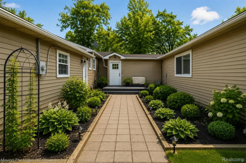 48188 Harris Road Sumpter Township MI 48111