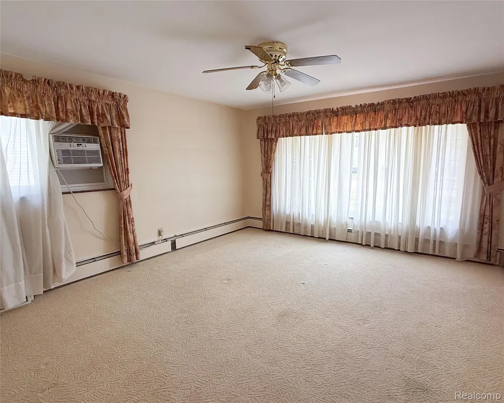 1460 Monroe Street Carleton Village MI 48117