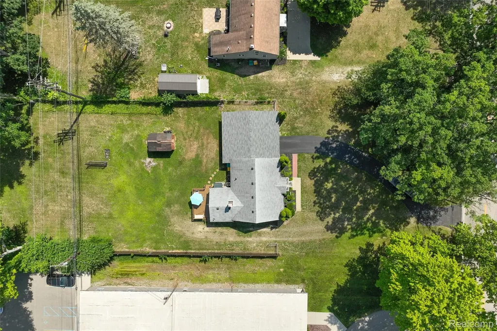 39000 Wabash Street Romulus City MI 48174
