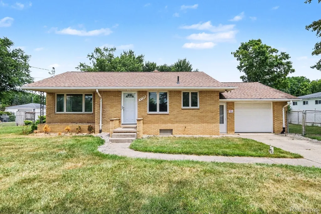5199 Lapeer Road Burton City MI 48509