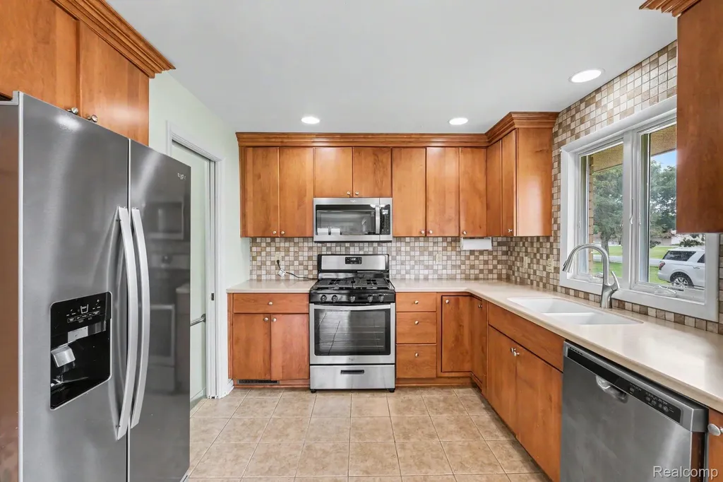 5199 Lapeer Road Burton City MI 48509