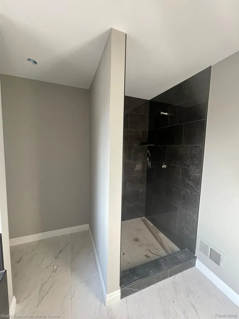 34938 Cardinal Lane Richmond City MI 48062