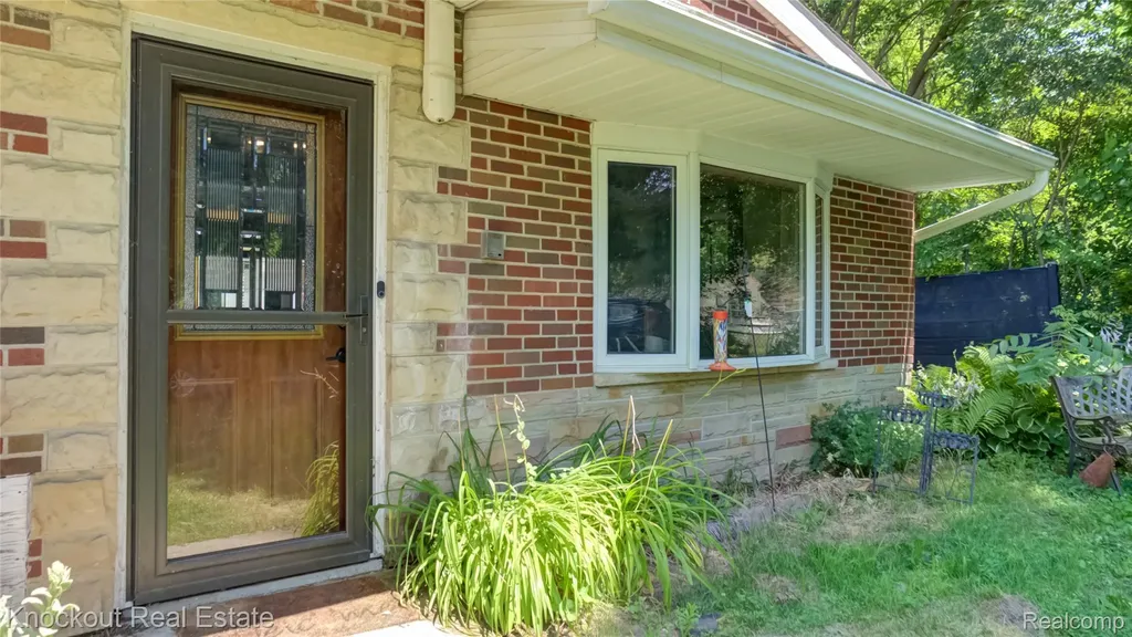 4195 Williamson Road Bridgeport Charter Township MI 48601