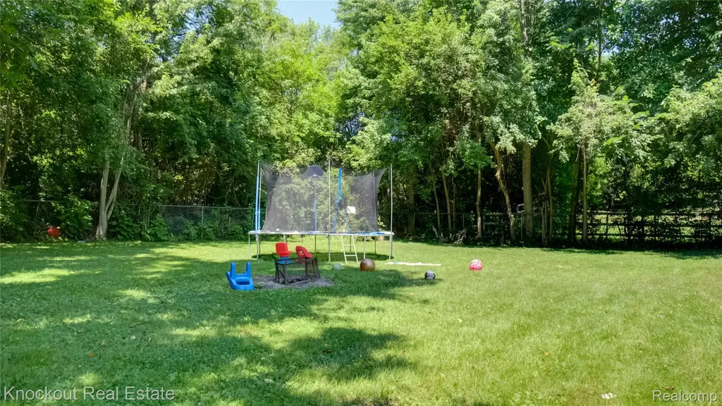 4195 Williamson Road Bridgeport Charter Township MI 48601