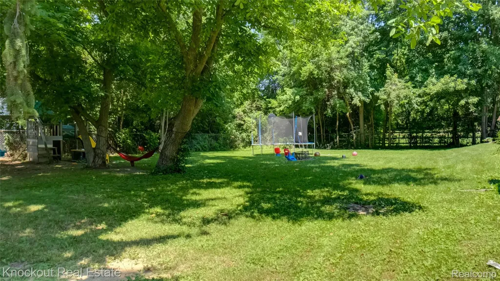 4195 Williamson Road Bridgeport Charter Township MI 48601