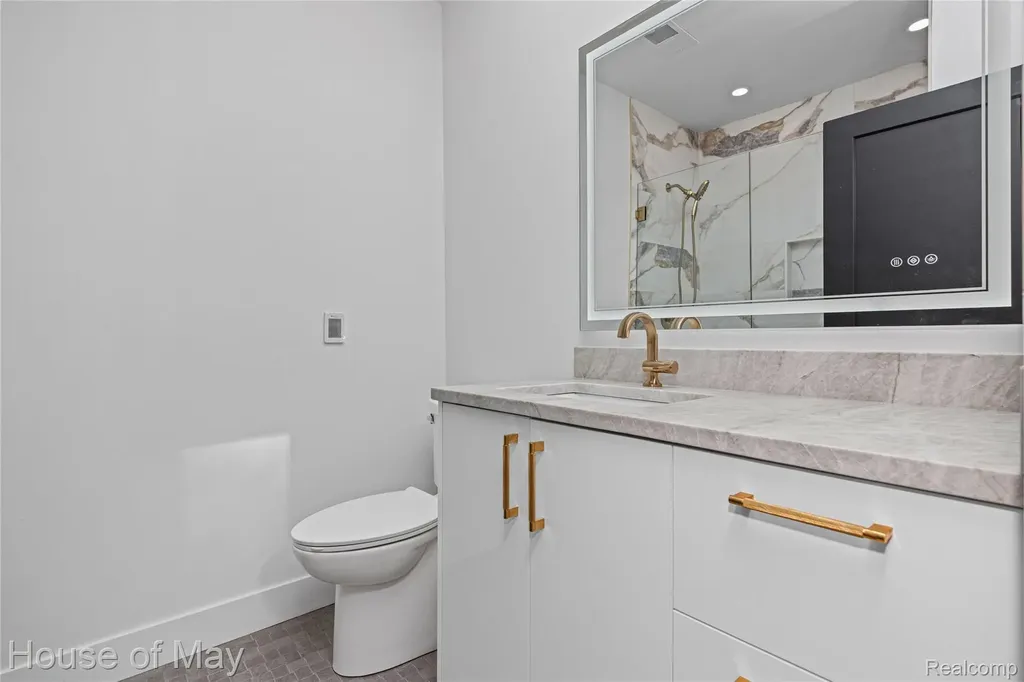 10890 Hillway Drive White Lake Charter Township MI 48386
