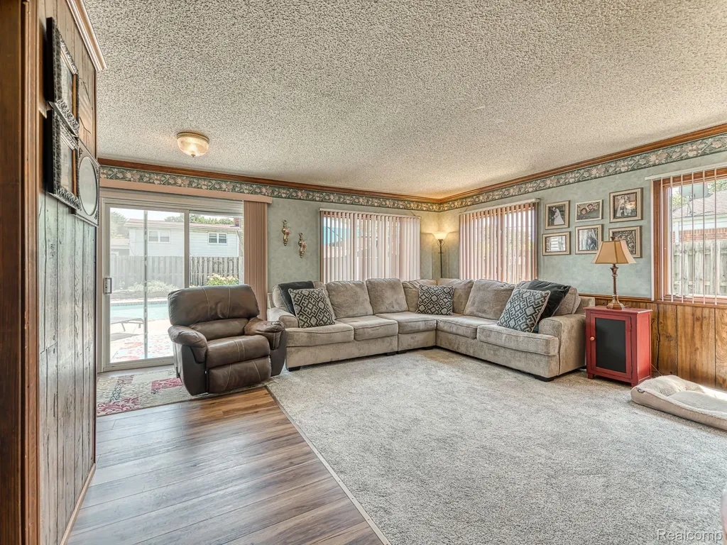 11817 Moran Street Taylor City MI 48180