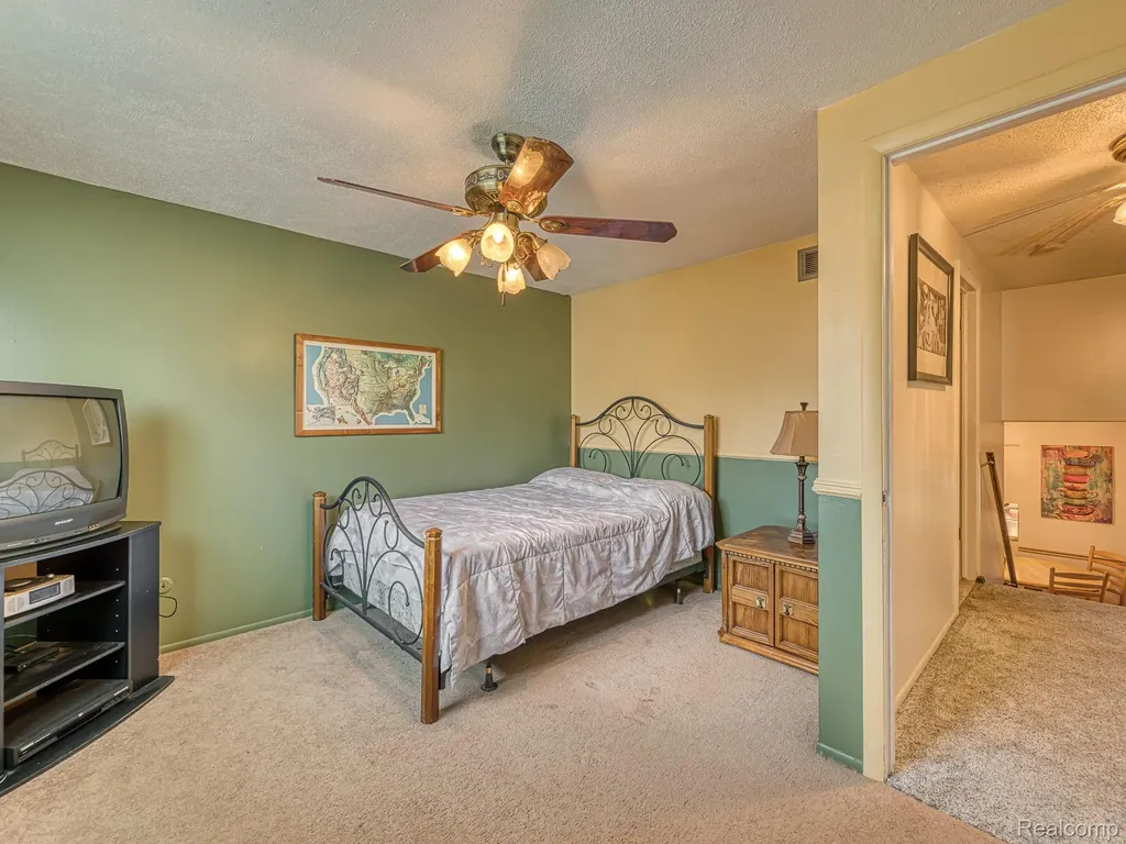 11817 Moran Street Taylor City MI 48180