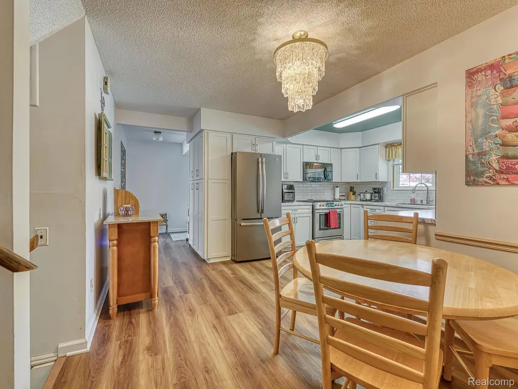 11817 Moran Street Taylor City MI 48180