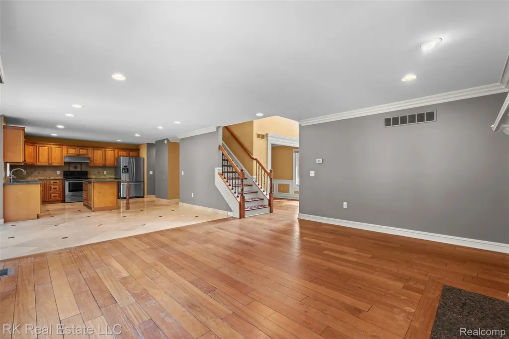 3178 Avalon Road Rochester Hills City MI 48309