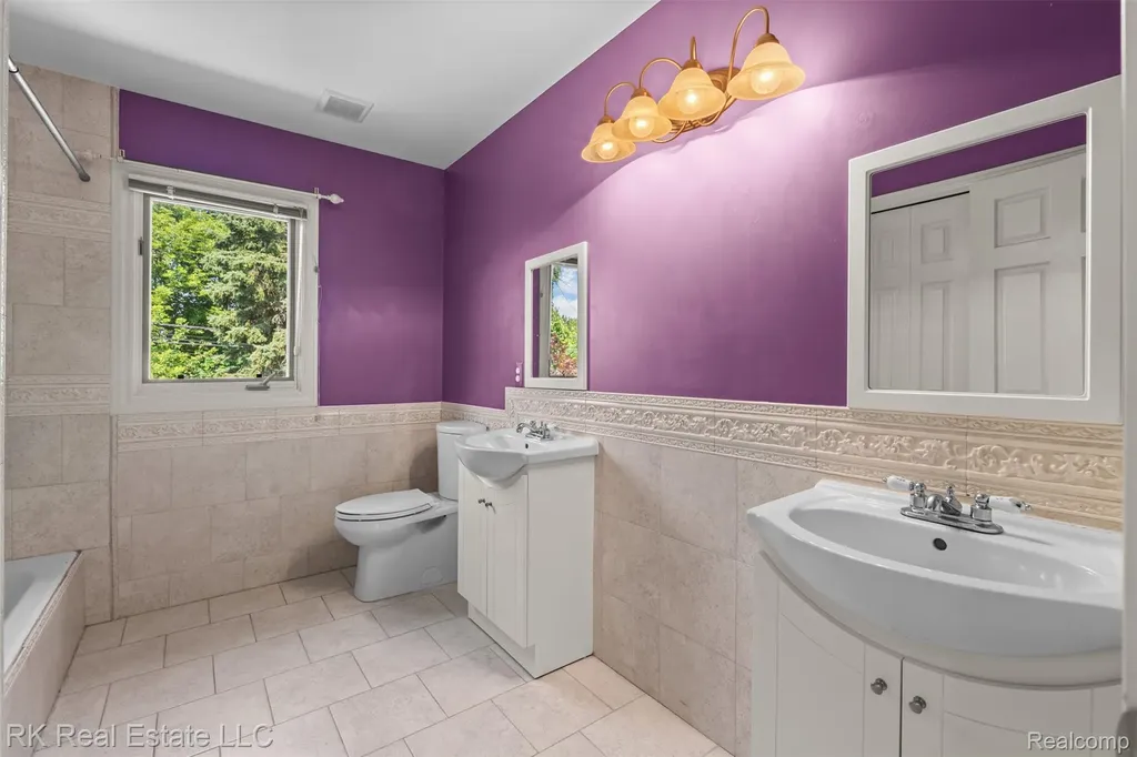 3178 Avalon Road Rochester Hills City MI 48309