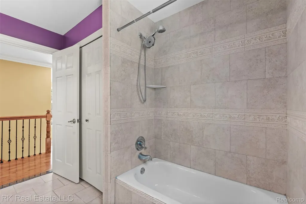 3178 Avalon Road Rochester Hills City MI 48309