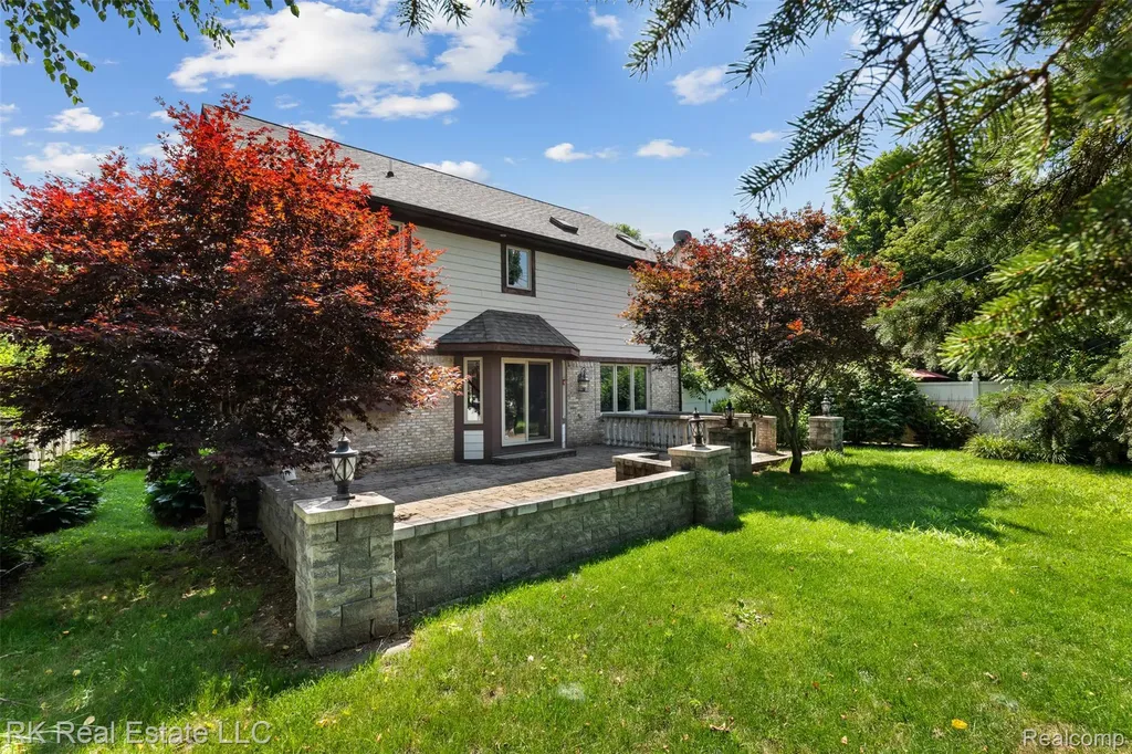 3178 Avalon Road Rochester Hills City MI 48309