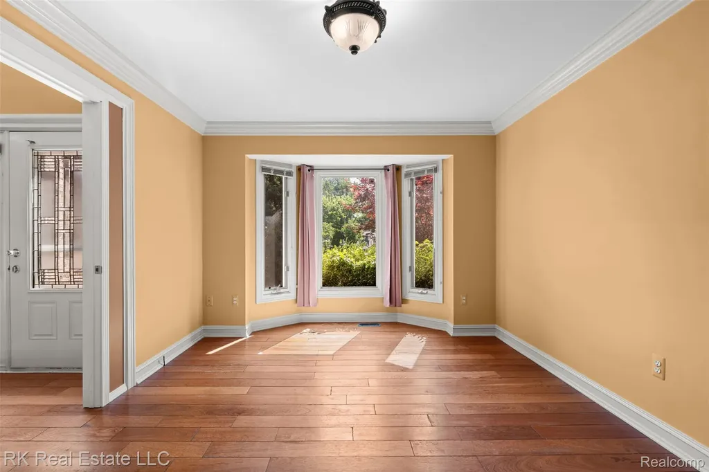 3178 Avalon Road Rochester Hills City MI 48309