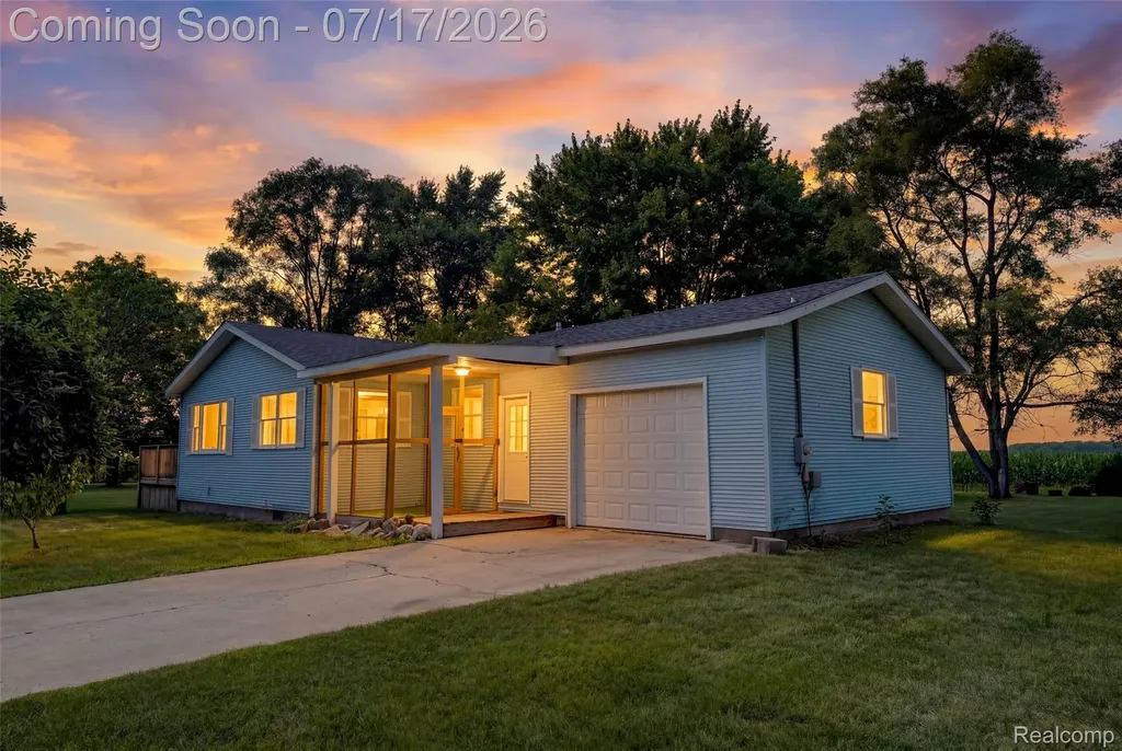 9204 Bray Road Tuscola Township MI 48746