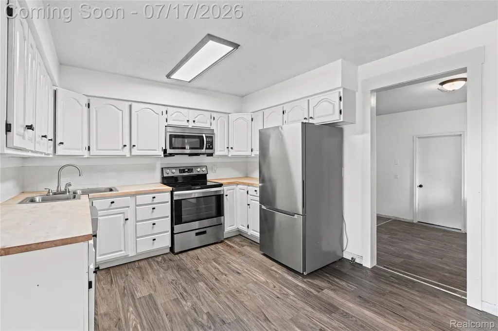9204 Bray Road Tuscola Township MI 48746