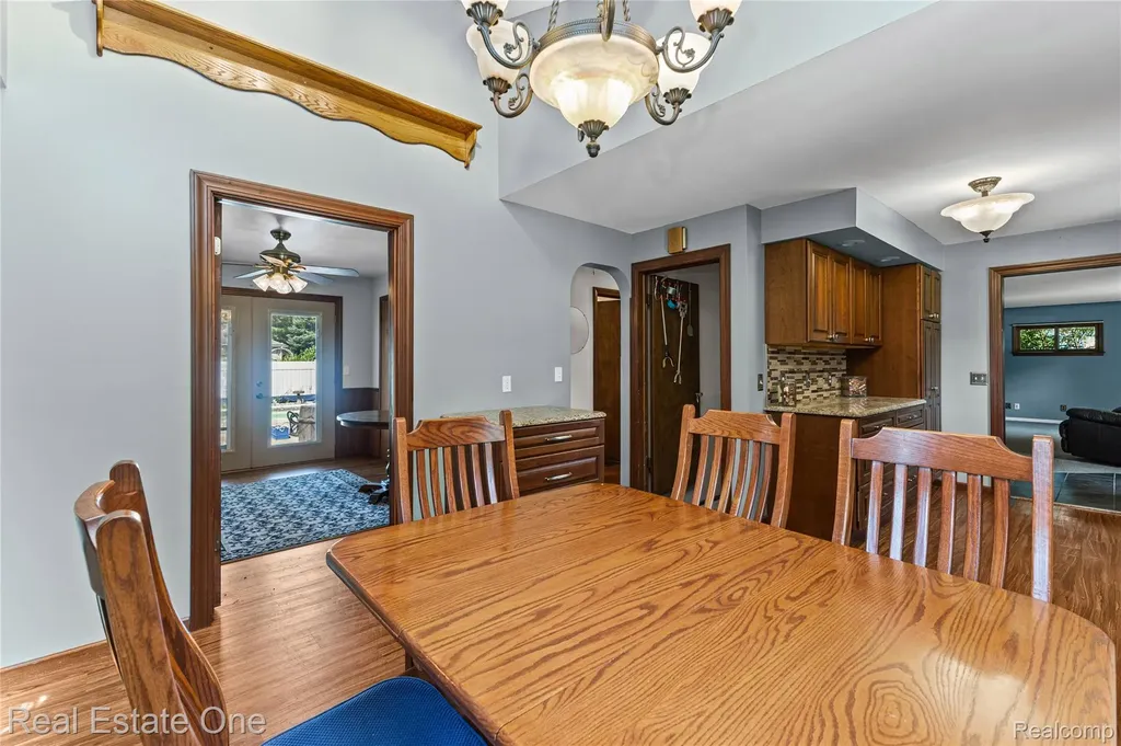 5361 Frankwill Avenue Independence Charter Township MI 48346