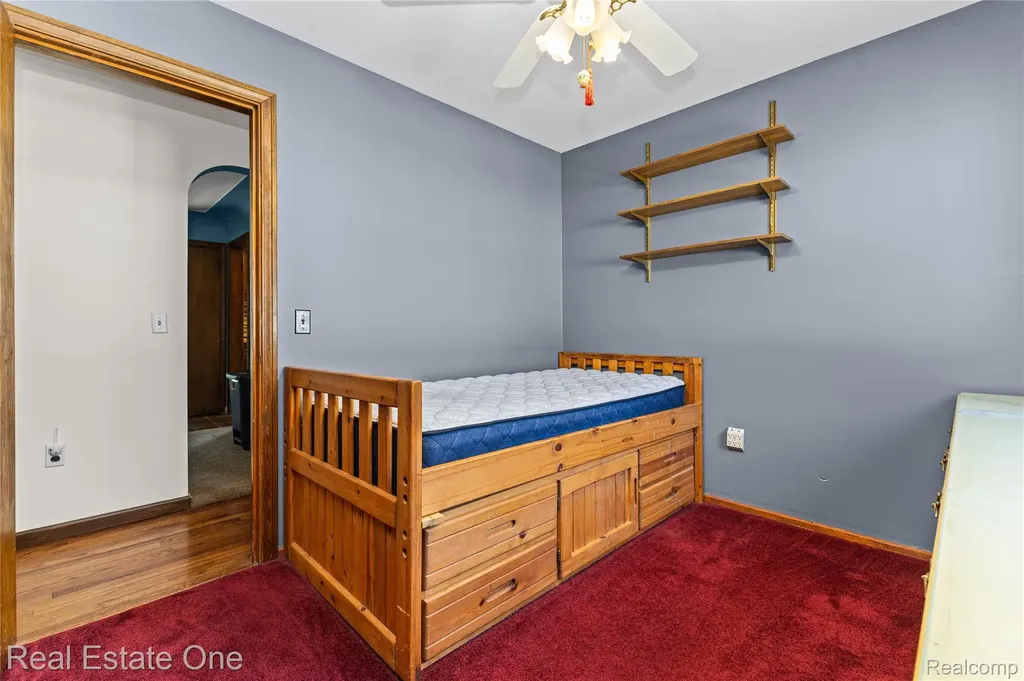 5361 Frankwill Avenue Independence Charter Township MI 48346