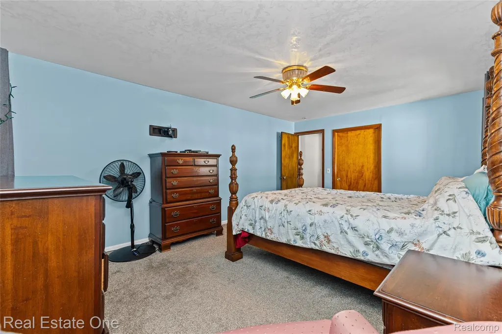 5361 Frankwill Avenue Independence Charter Township MI 48346